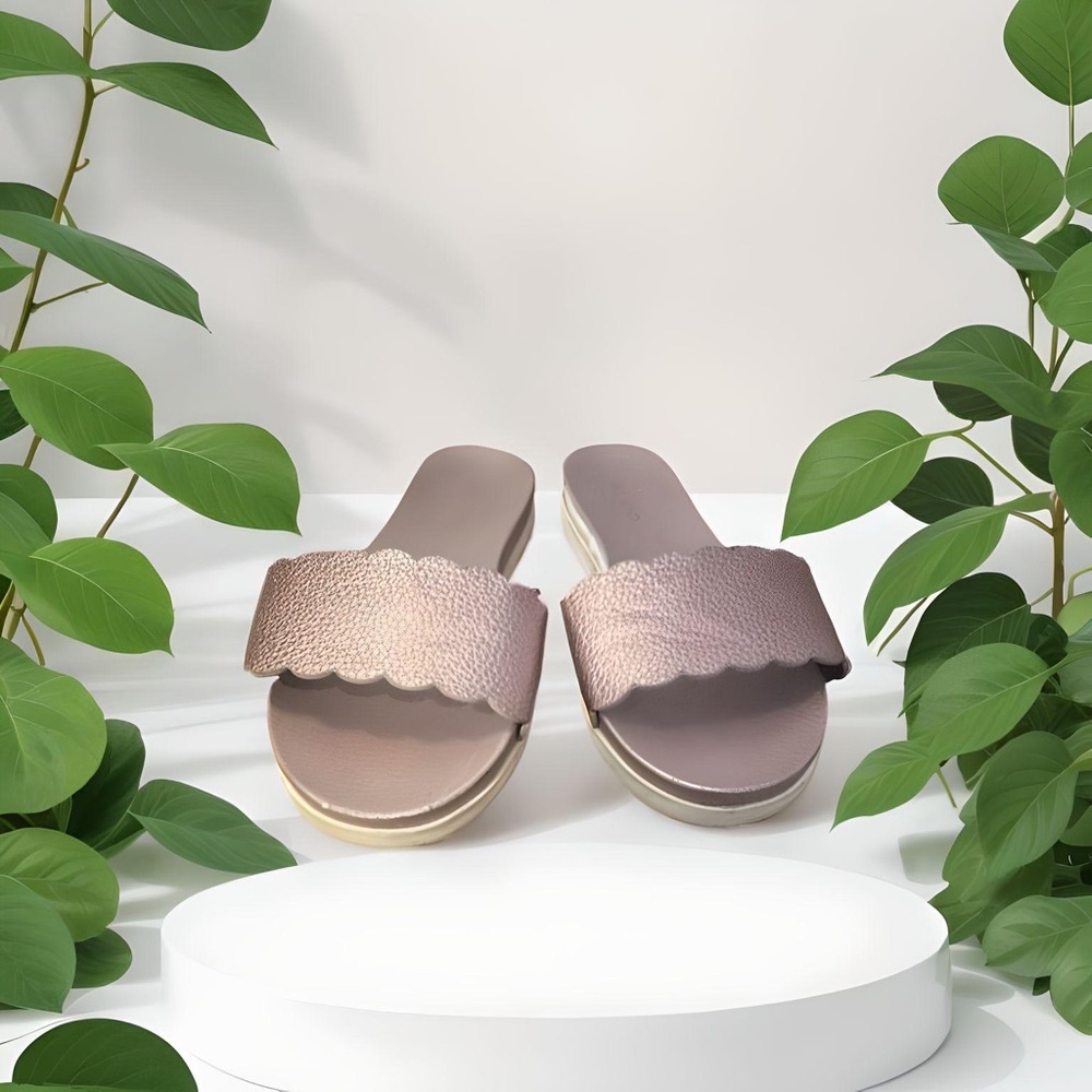 Scalloped Pastel Purple Aldo Slide US 6 EUR 36 UK 3